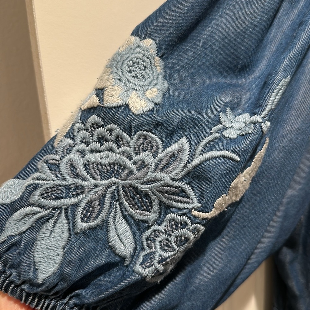 Johnny Was L Jacqueline Puff sleeve embroidered denim jean dress - Picture 5 of 7